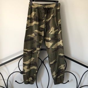 Forever 21 Camp Print Jogger